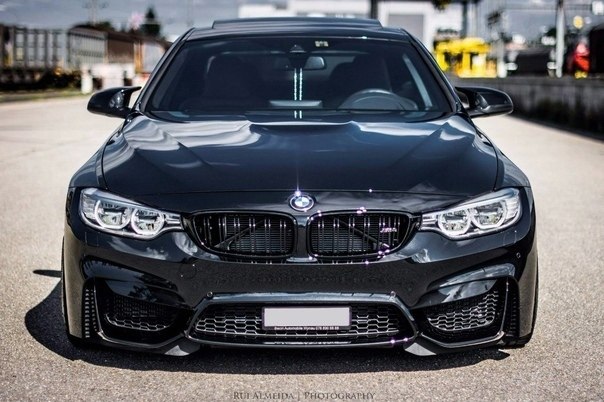 BMW M4 F82 - 2