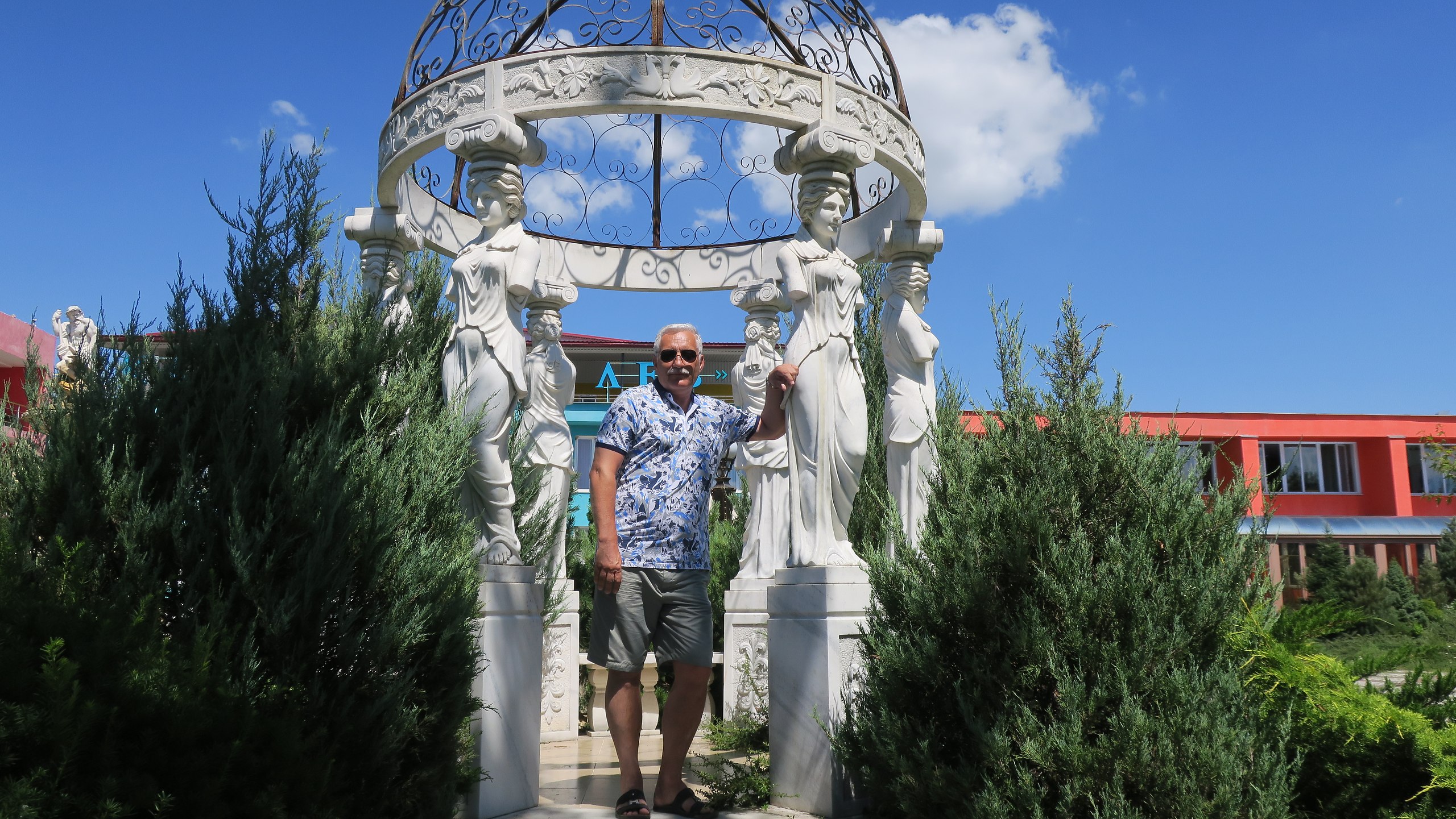 Sergey - 8  2023  10:37 - 4