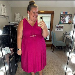 ���� Angela Watkins, ���, 30 ��� - ��������� 5 �������� 2023