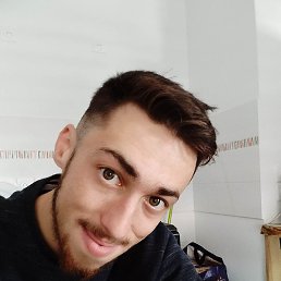 Hugo, �����, 27 ���