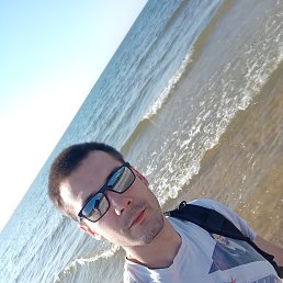 Andrzej, 38, 