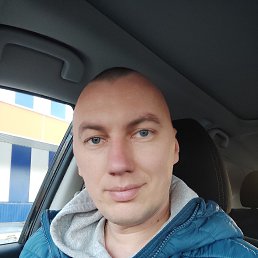 Олег, 37, Львов