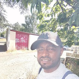 Eyoum, �����, 39 ���