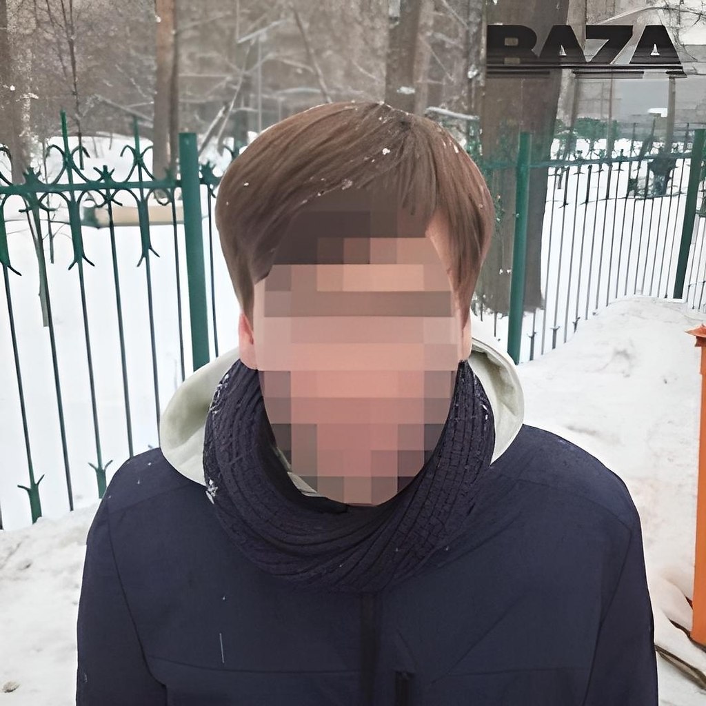 В Москве отличник отмечал окончание 9 класса, выпил абсента и попал в рeанимацию. Сейчас его ...