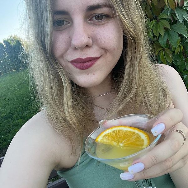 Маруся, 26 лет, Близнецы, из г. Москва познакомится c целью Виртуальное ...