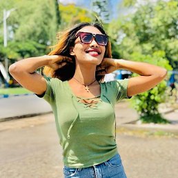 Sara, �����-�����, 25 ���