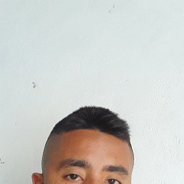 Yamin saavedra, 27, 