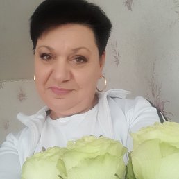 Валентина, 55, Докучаевск