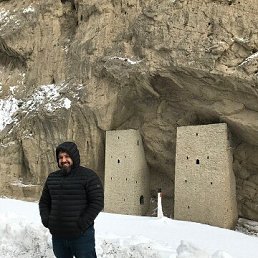 Rustam, 44, 