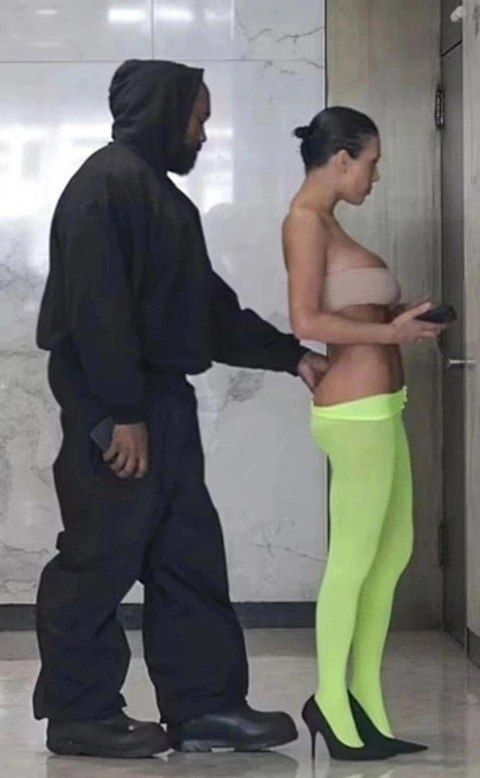    ?          Yeezy ... - 2