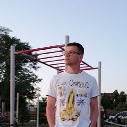 < D E N >, ������, 42 ����