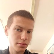 Максим, 20 лет, Москва Максим, 20 лет, Москва