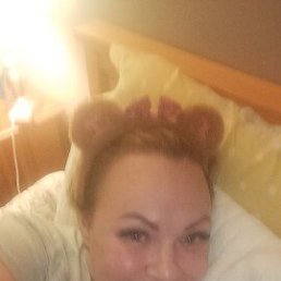 Natalie, 43, 