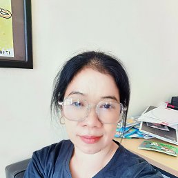 Honey, 40, 