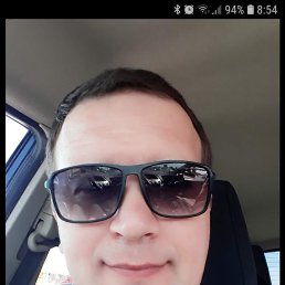 Sasha, 39, 