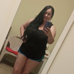 Lara, 49, 