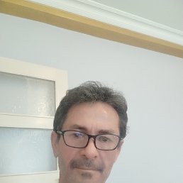 Rafael, 48, 