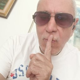Tom, 53, 