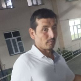 Ali, 40, 