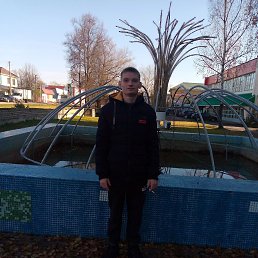 Эдуард, 21, Западная Двина