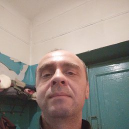 �����, 52 ����, �����������