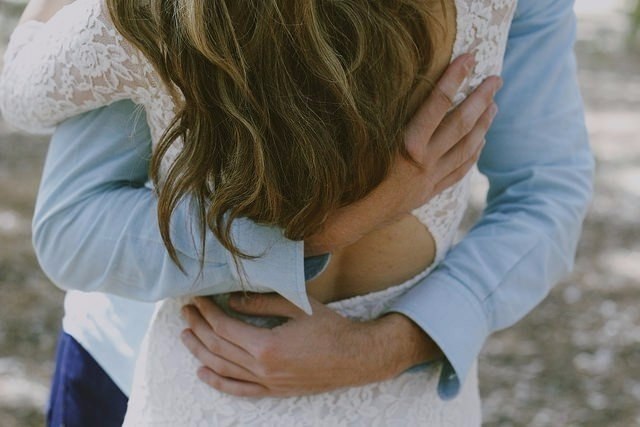 Среди миров, в мерцании светил.Одной Звезды я повторяю имя...Не потому, чтоб я Ее любил,А потому, ...