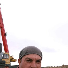zkan, 48, 