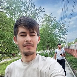 Maksat Sahatow, 19, 