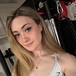 Evelyn, 27, 