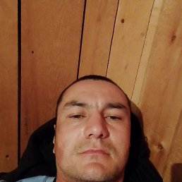 Xusniddin, 32, 