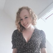 Laura, 30 , 