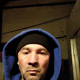 Marat, 48, 