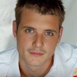 ����, ����, 42 ����