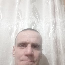 ivan, 40, 