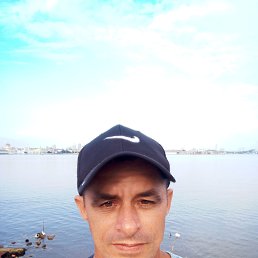 Dannier, 43, 