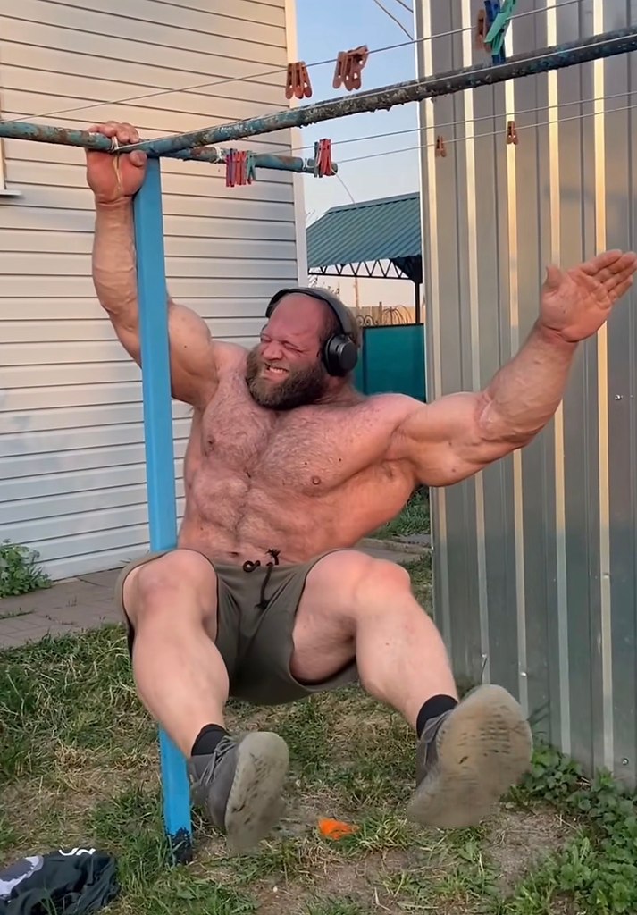 ����� ������ ������ � 27 ���
