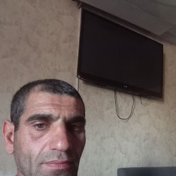 Aren Saruxanyan, 38, 