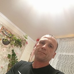 ����, 39 ���, �������������-����������