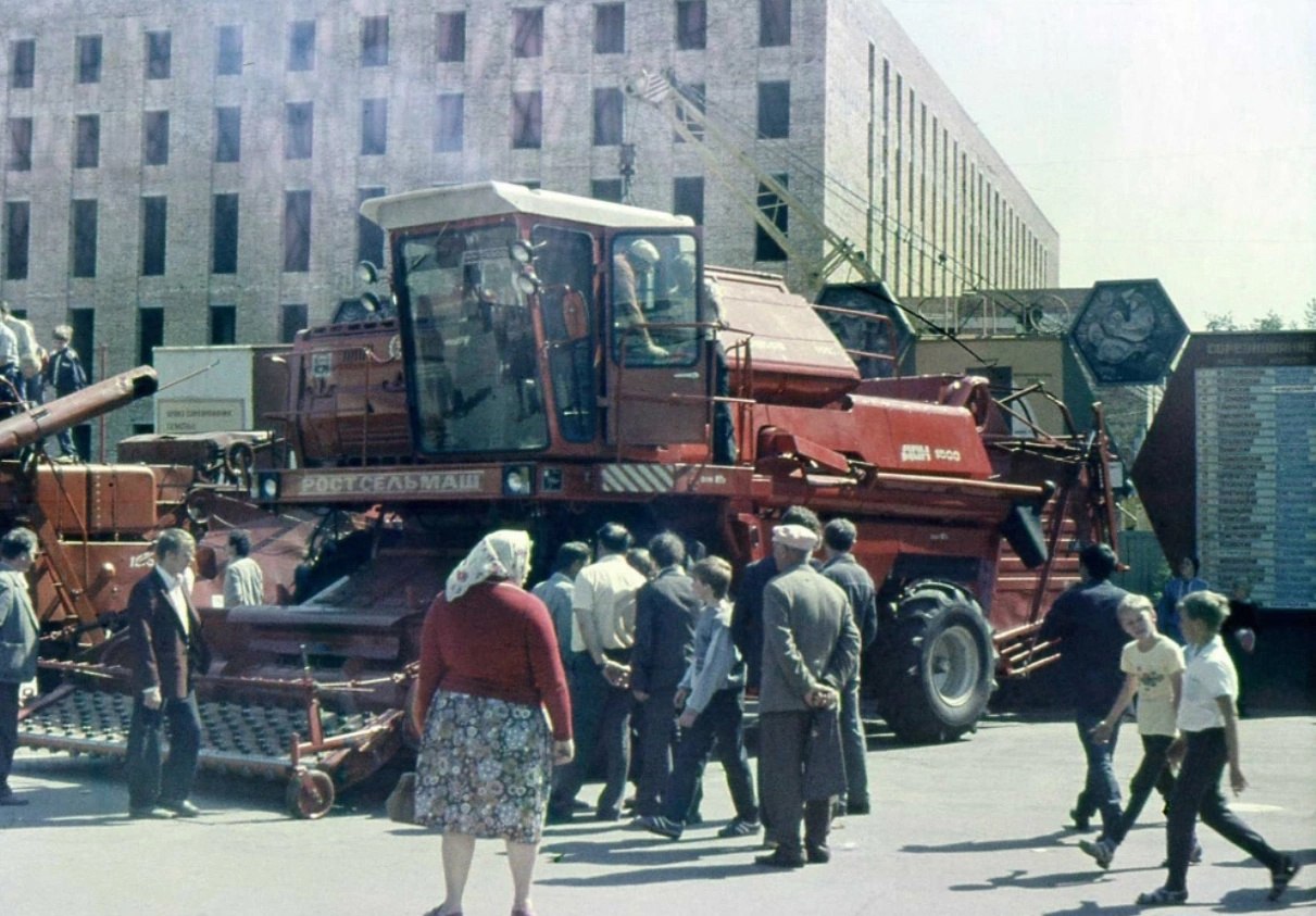  -1500     ,  1988 .
