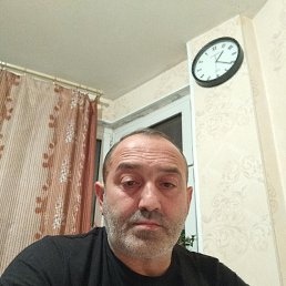 Qalib, 42, 