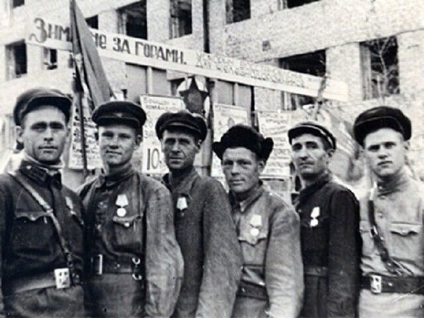 29 апреля 1932 г. в СССР созданы бригады содействия милиции (БРИГАДМИЛ). Практика привлечения ... - 3
