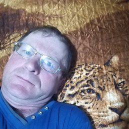 Vadim, 52, 