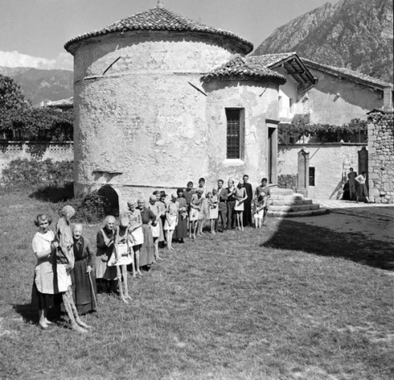          1950 .     ... - 2