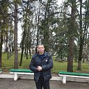  , , 51  -  8  2025