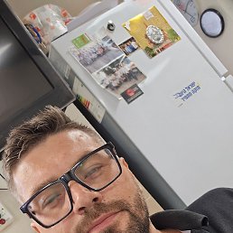 Victor, 37, 