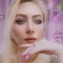 Elena, , 40 
