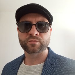 Roman, 41, 