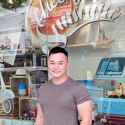 Seon Jin, 32, 