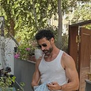 Ali, 32 ����, ����