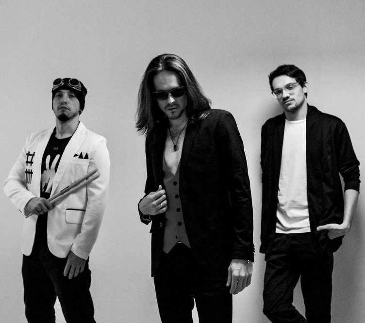  Depeche Boat.   Depeche Mode     .  ...